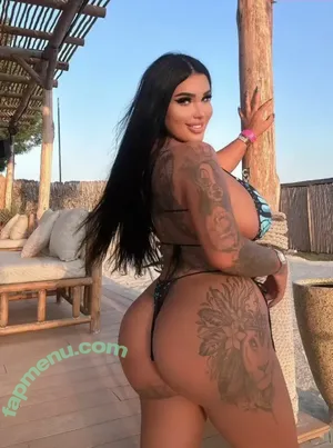 eda_esmr / EdaEsmr / eda.alboya.5 / edaeesmer / edaesmrr nude photo #0035