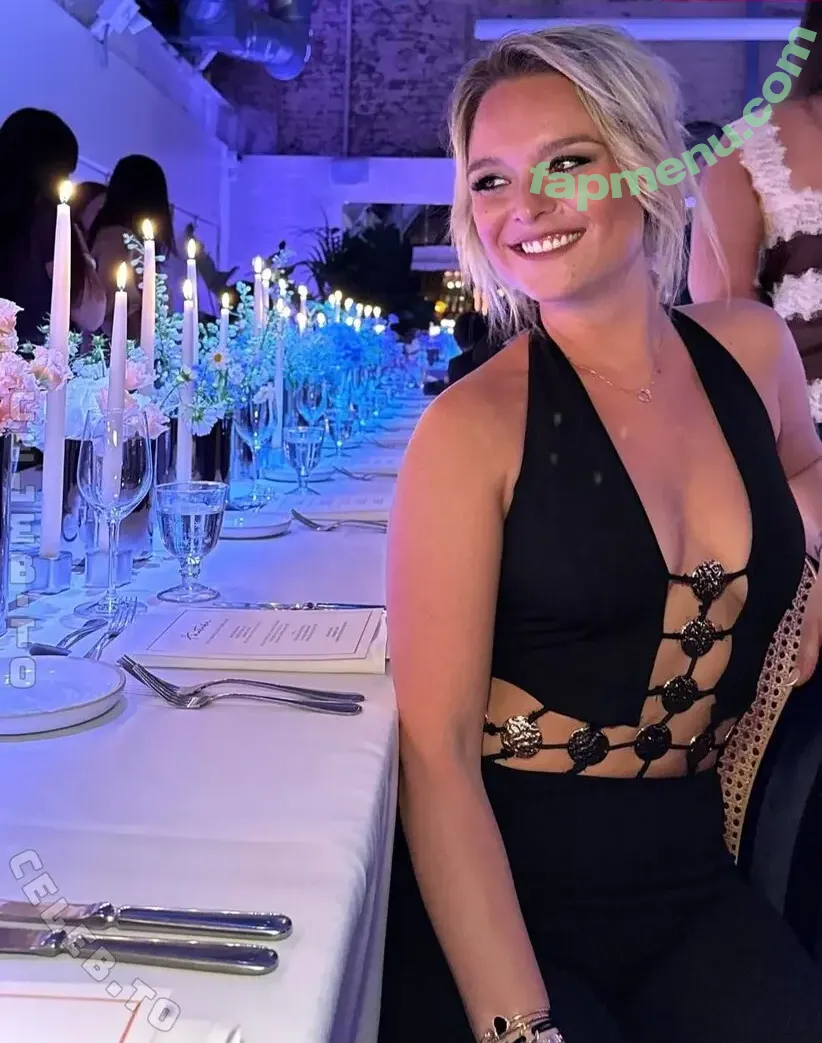 Edameeey nude photo #0076 (EdameyHugentobler)