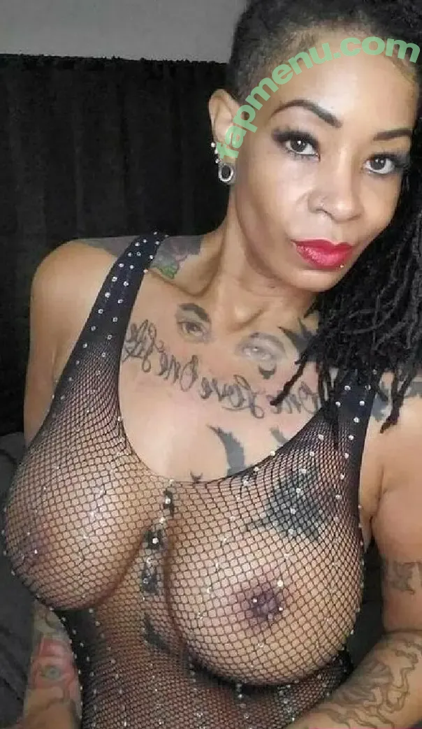 Edaqueenbee nude photo #0003 (darealqueenbee1)