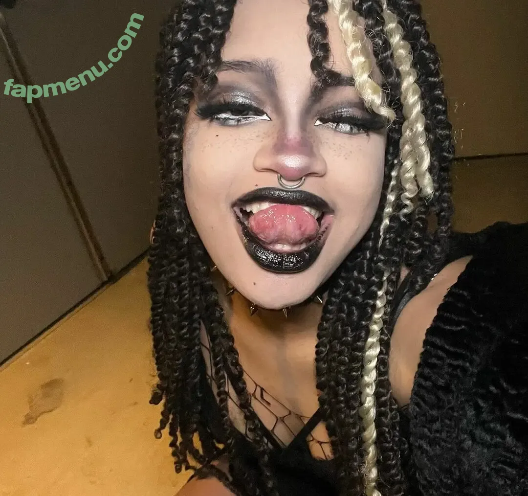 Eden's Garden ASMR nude photo #0001 (edensgarden / edensgardenasmr / user)
