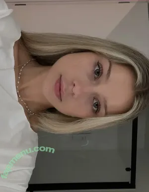  nude photo #0001