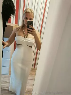 edenblissfree / thefreespiritgypsy nude photo #0020