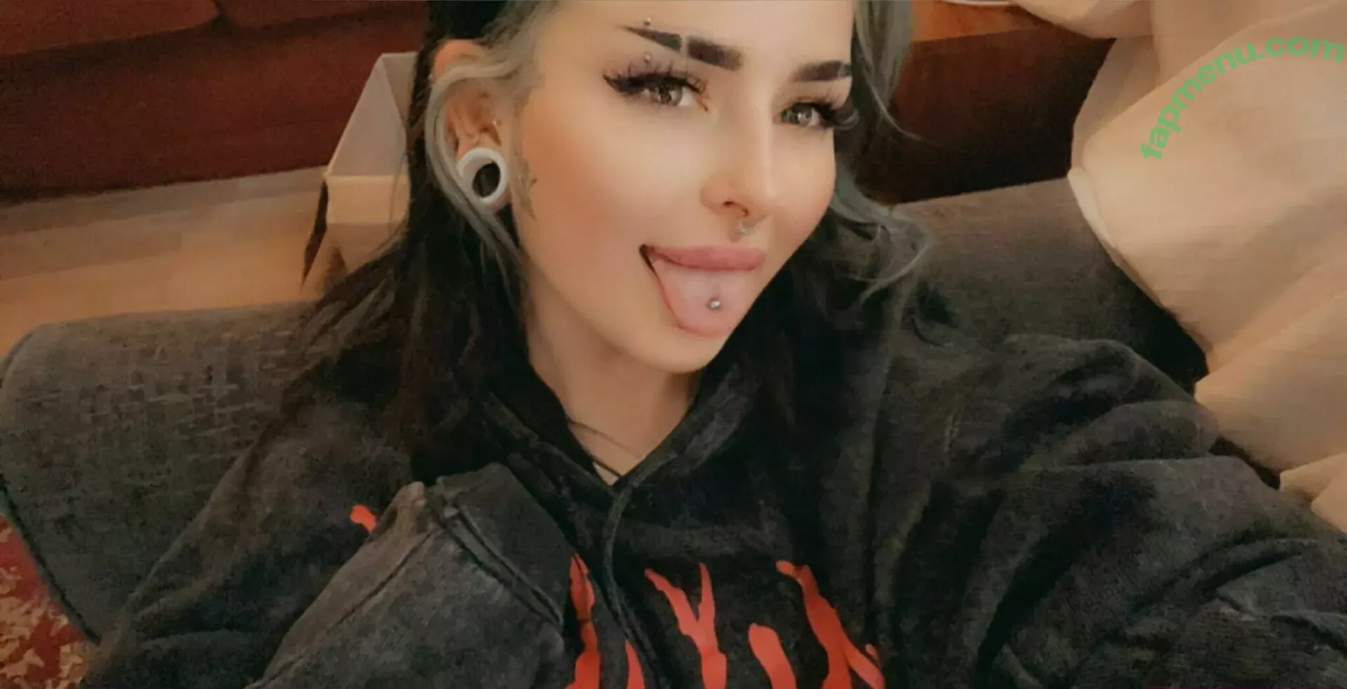 edenivyxo nude photo #0089 (edenivyxx)