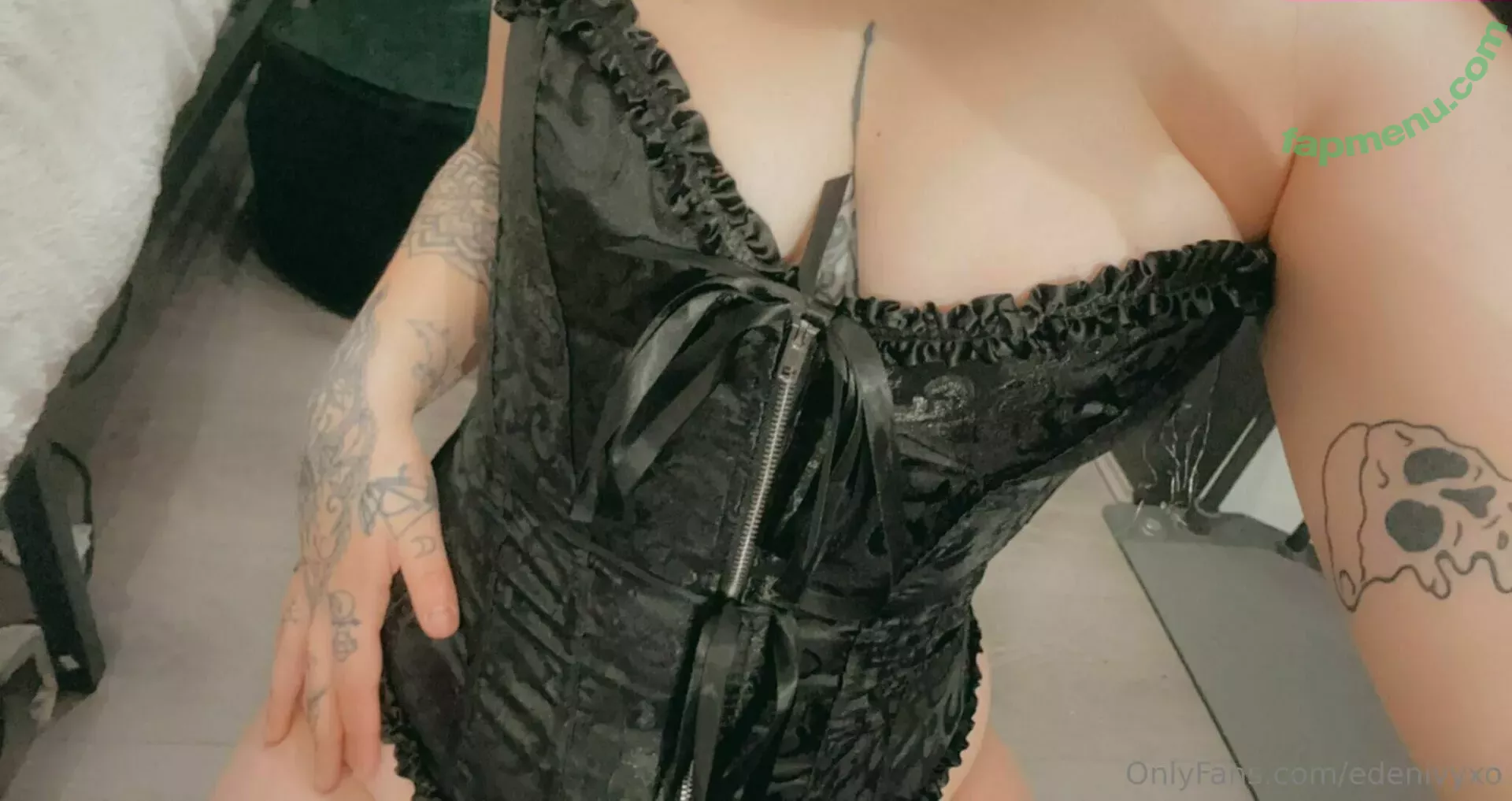 edenivyxo nude photo #0277 (edenivyxx)