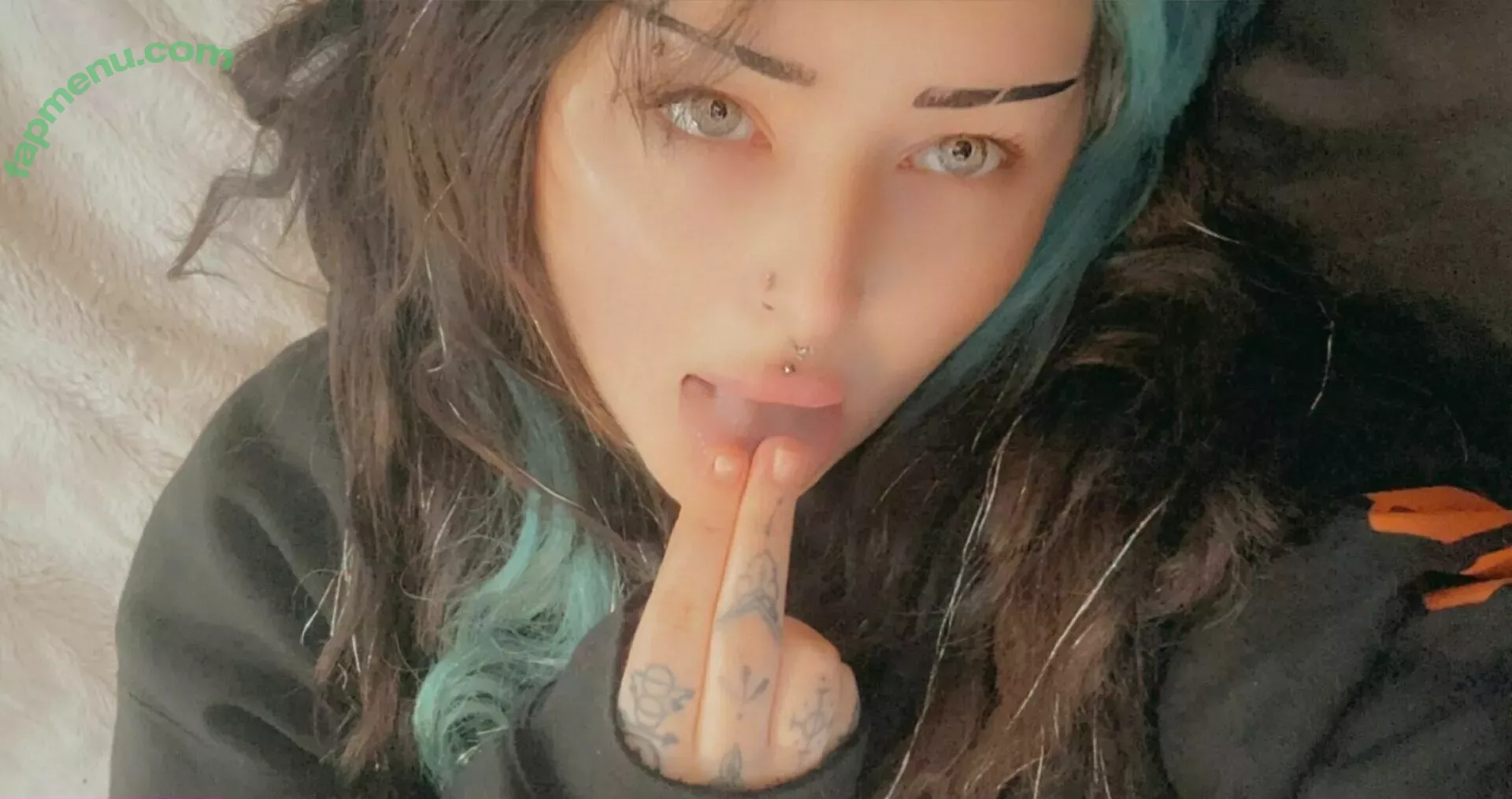 edenivyxo nude photo #0296 (edenivyxx)