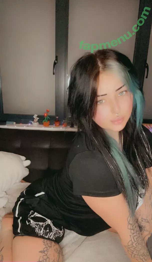 edenivyxo nude photo #0321 (edenivyxx)