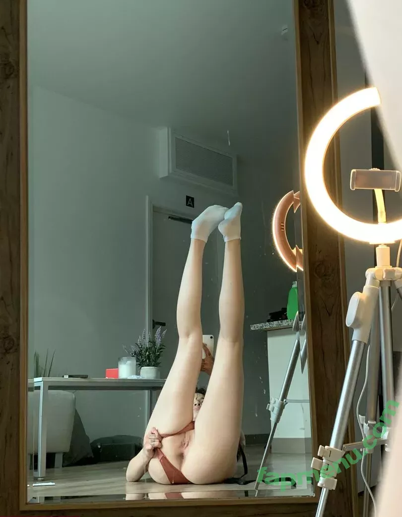 Edensgard3n nude photo #0313 (diabeticoochie / sativashortie)
