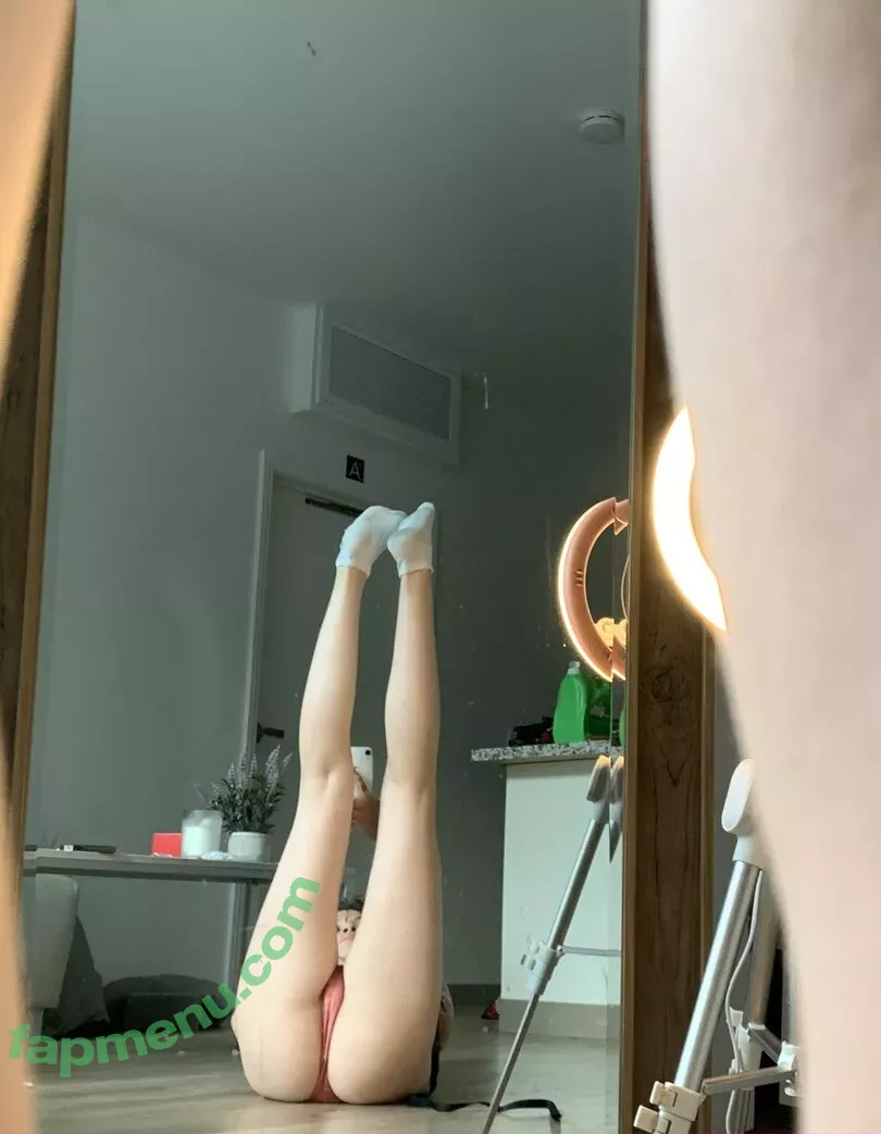 Edensgard3n nude photo #0332 (diabeticoochie / sativashortie)