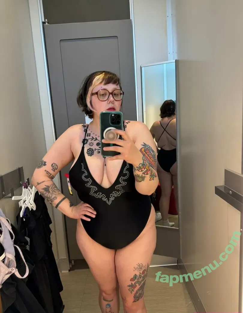edgychubby1 nude photo #0041 (chubby.bee.designs)