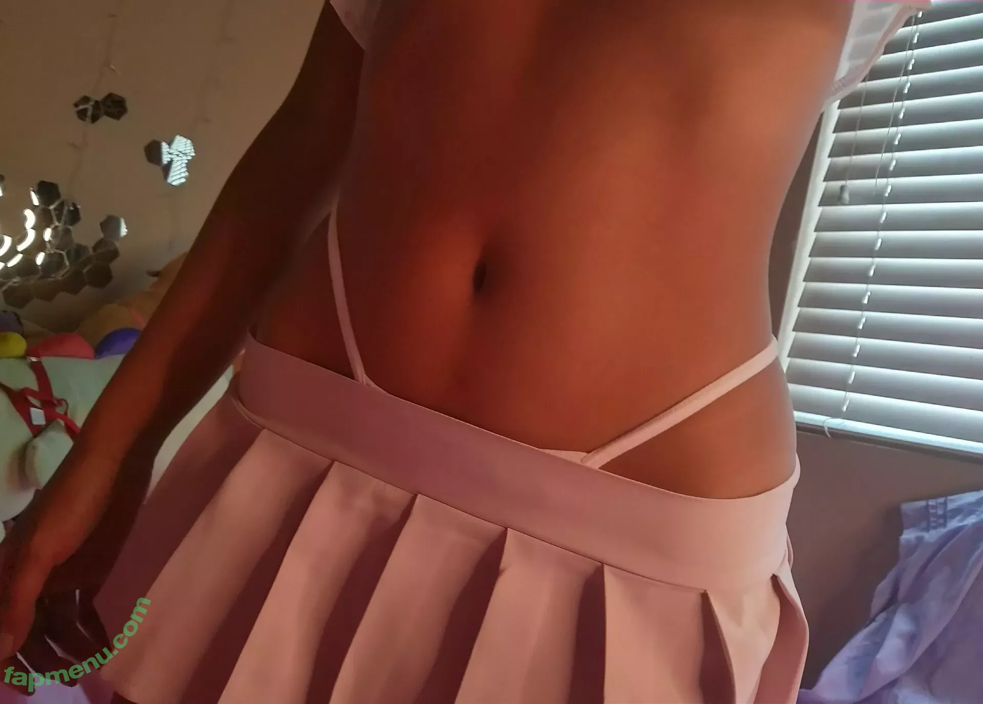 eeebydeeeby nude photo #0054 (eebydeeby69)