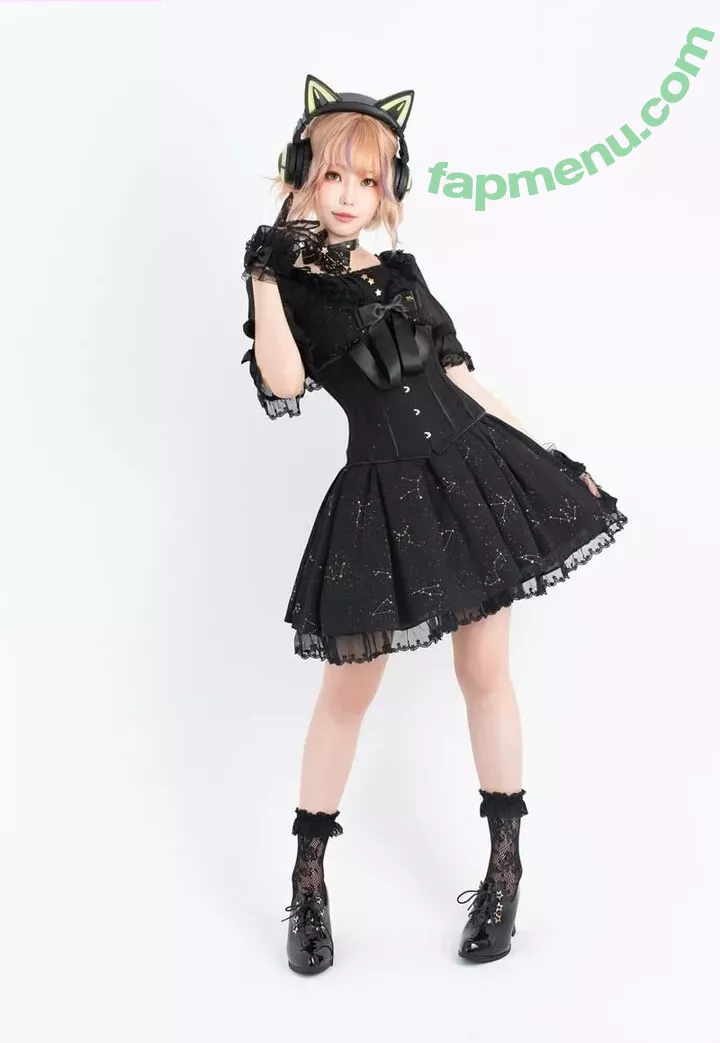 eeelyeee nude photo #0219 (Ely Cosplay / Ely_eee)