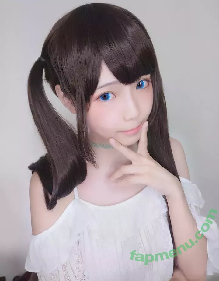 eeelyeee nude photo #0231 (Ely Cosplay / Ely_eee)