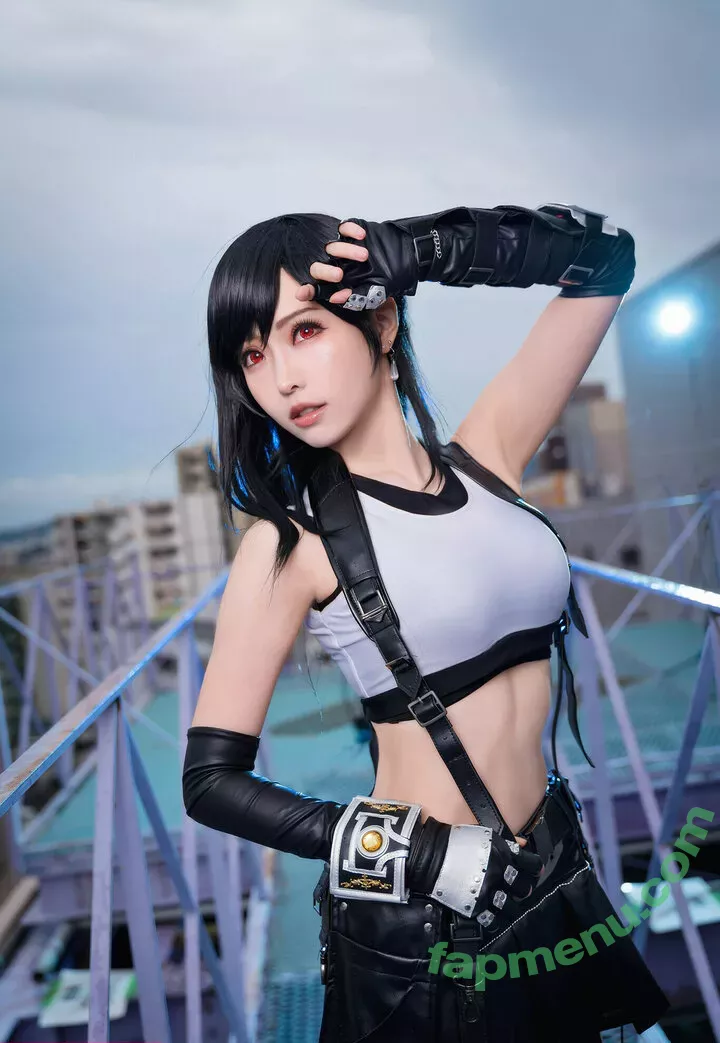 eeelyeee nude photo #0270 (Ely / Ely_eee)