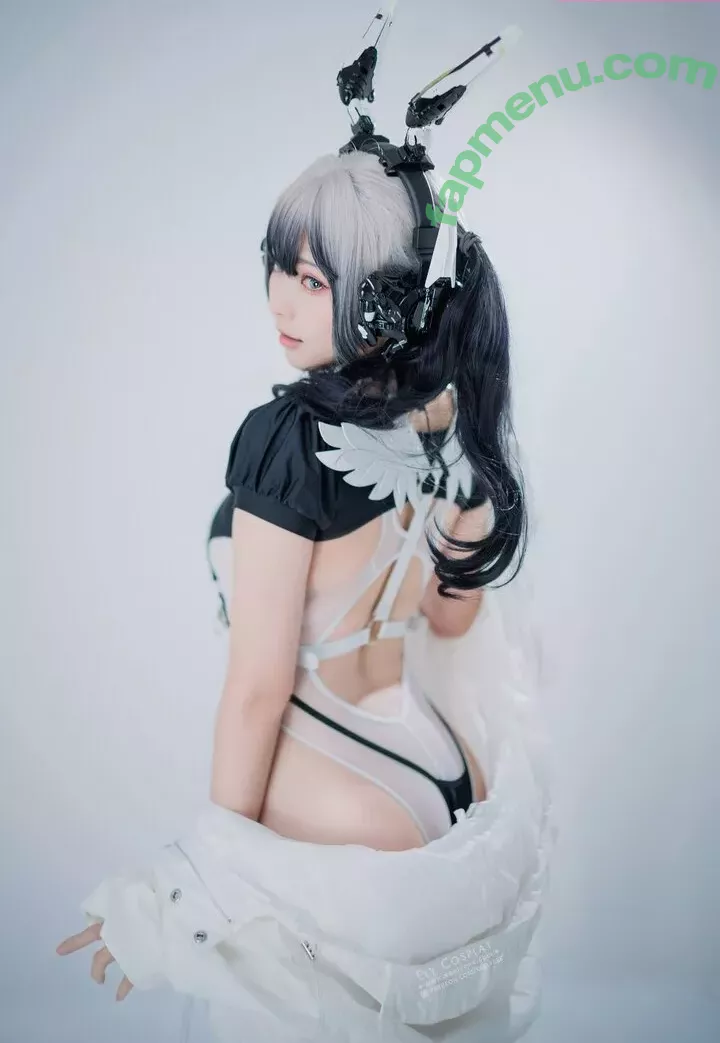 eeelyeee nude photo #0281 (Ely / Ely_eee)