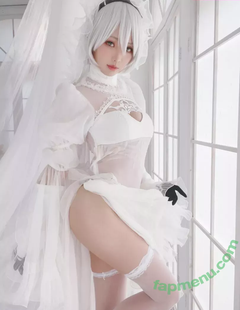 eeelyeee nude photo #0442 (Ely / Ely_eee)