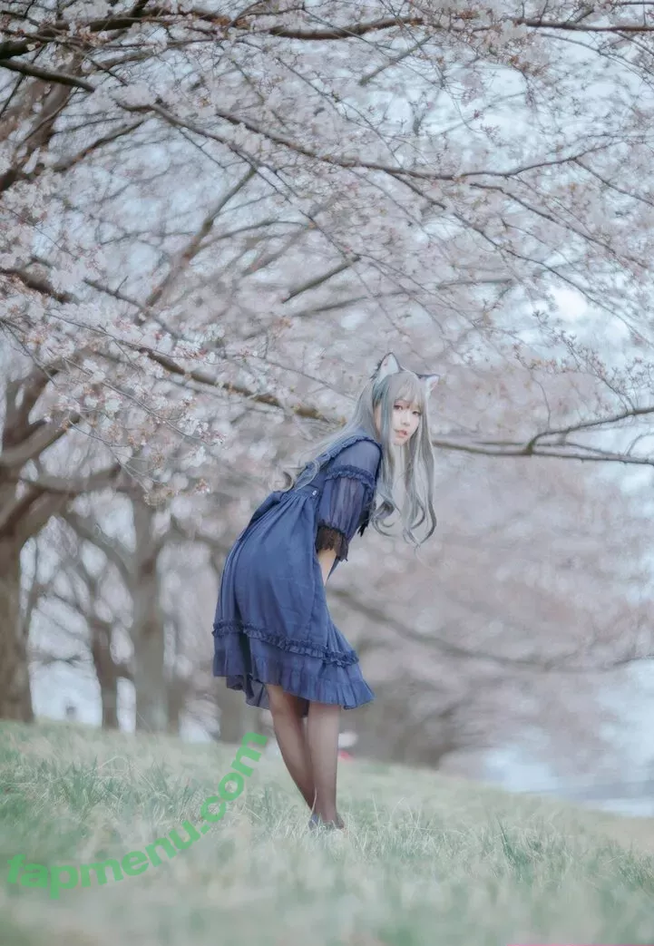 eeelyeee nude photo #0453 (Ely / Ely_eee)