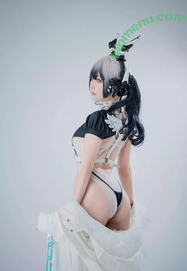 eeelyeee nude photo #0465 (Ely / Ely_eee)