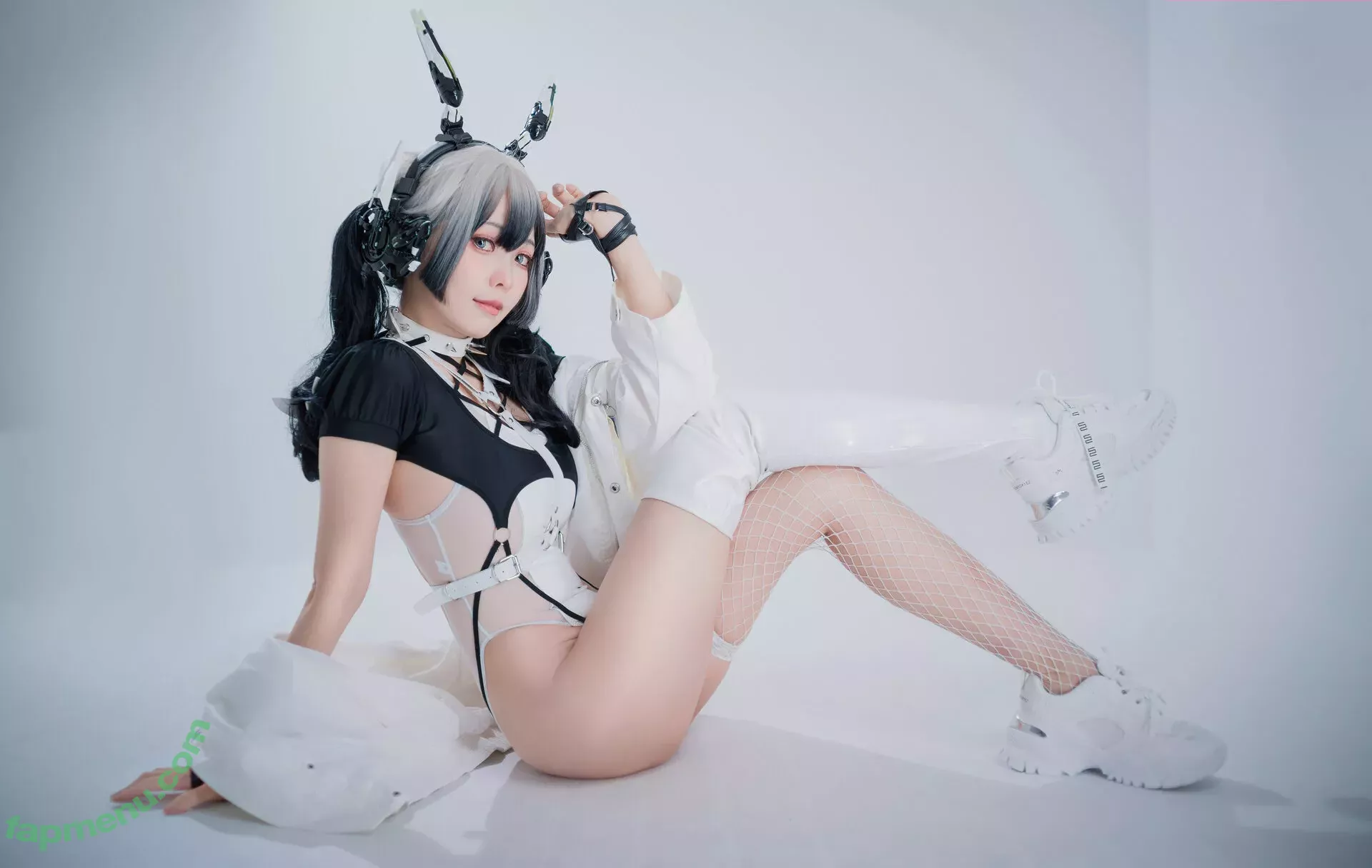 eeelyeee nude photo #0481 (Ely / Ely_eee)