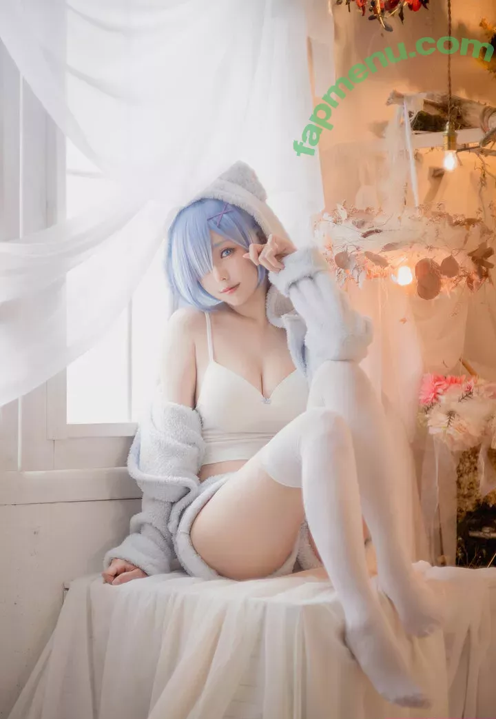 eeelyeee nude photo #0494 (Ely / Ely_eee)