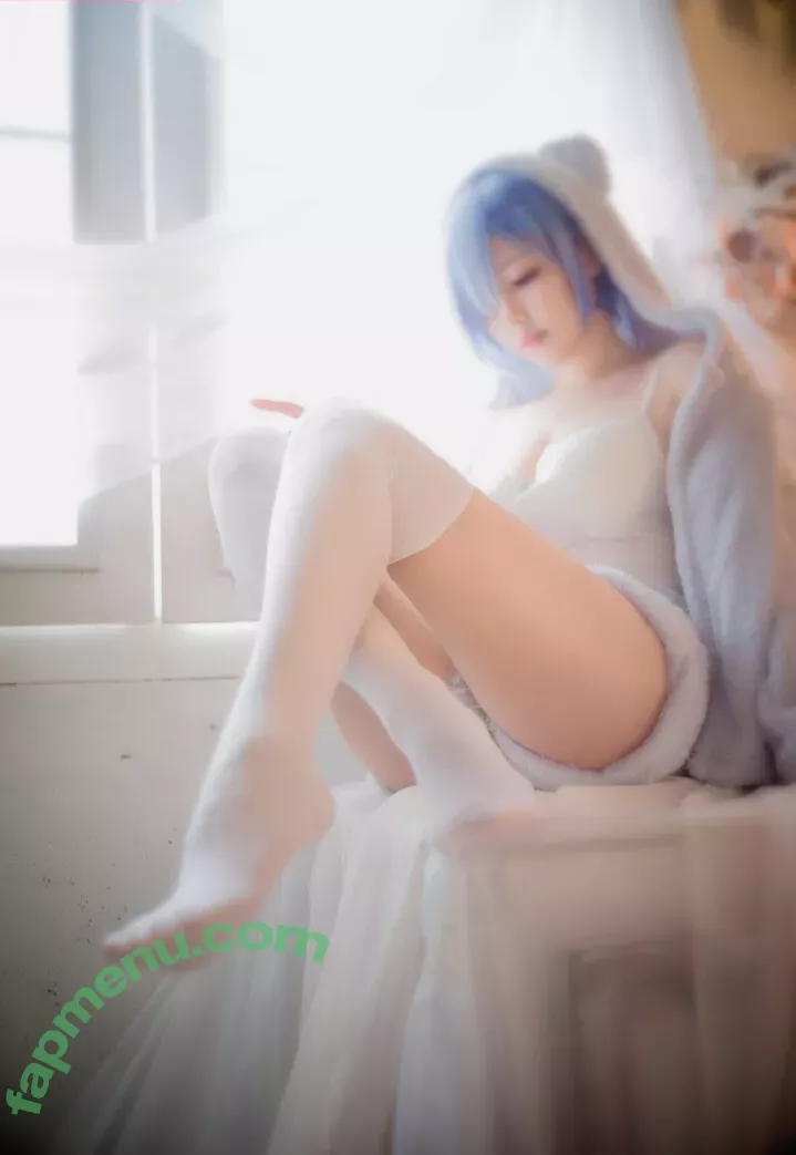 eeelyeee nude photo #0495 (Ely / Ely_eee)