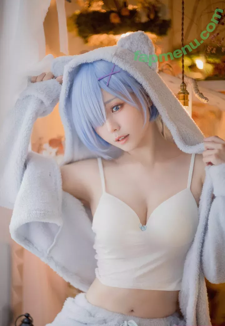 eeelyeee nude photo #0497 (Ely / Ely_eee)