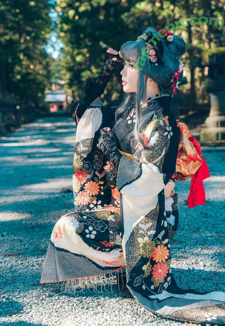 eeelyeee nude photo #0554 (Ely / Ely_eee)