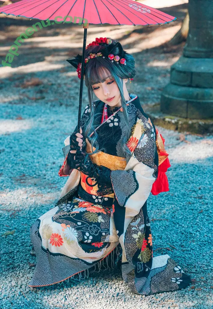 eeelyeee nude photo #0562 (Ely / Ely_eee)