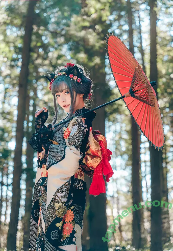 eeelyeee nude photo #0573 (Ely / Ely_eee)