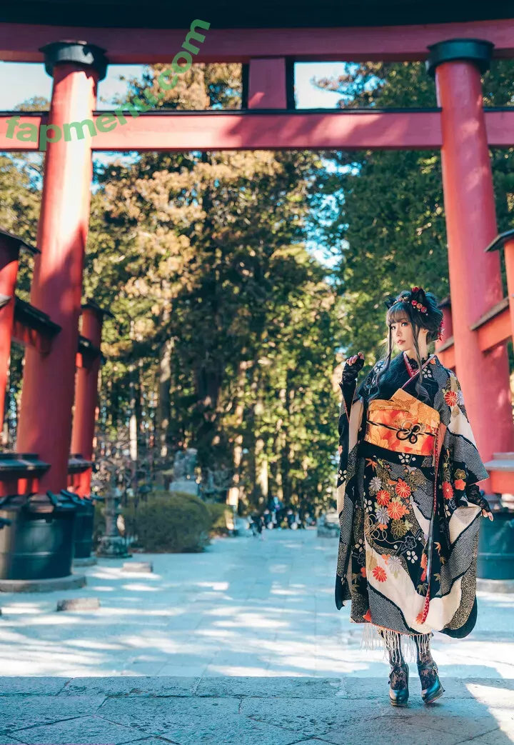 eeelyeee nude photo #0584 (Ely / Ely_eee)