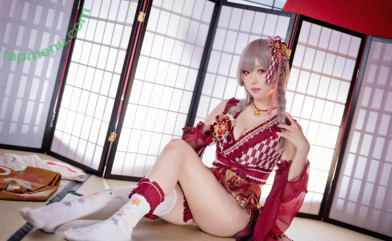 eeelyeee nude photo #0599 (Ely / Ely_eee)