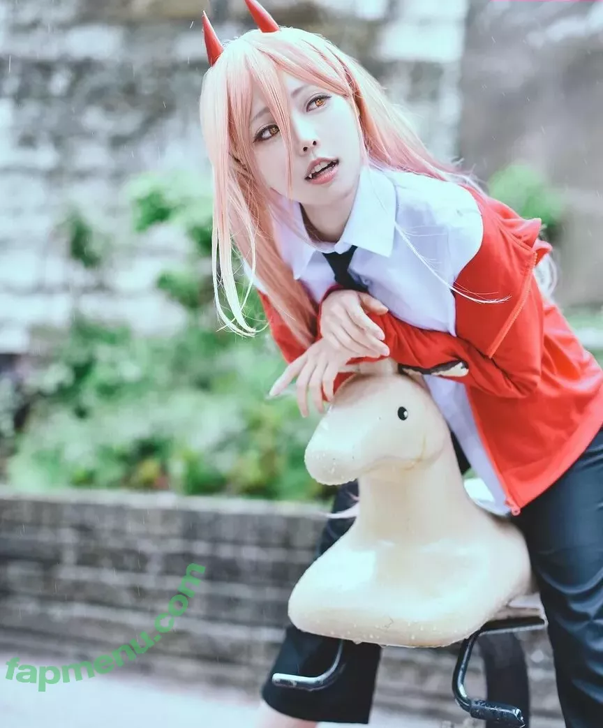 eeelyeee nude photo #0639 (Ely / Ely_eee)