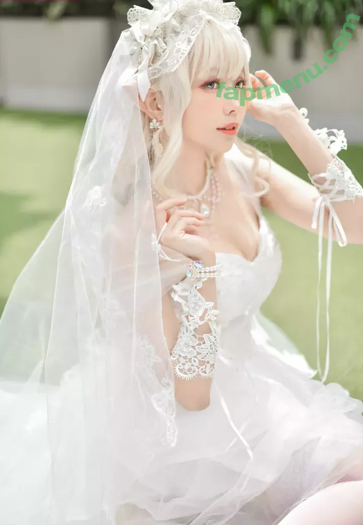 eeelyeee nude photo #0646 (Ely / Ely_eee)