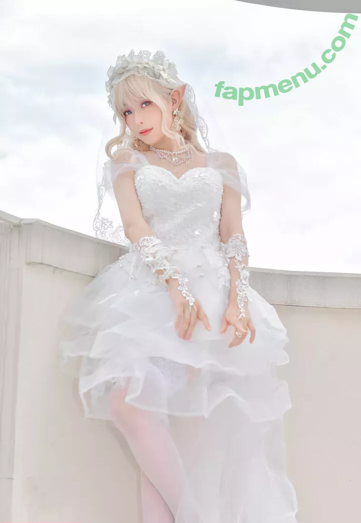 eeelyeee nude photo #0653 (Ely / Ely_eee)