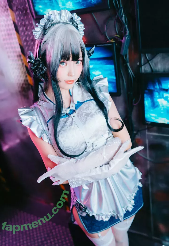 eeelyeee nude photo #0721 (Ely / Ely_eee)