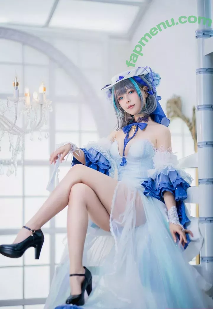 eeelyeee nude photo #0757 (Ely / Ely_eee)