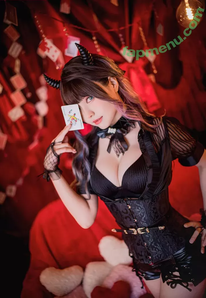 eeelyeee nude photo #0803 (Ely Cosplay / Ely_eee)