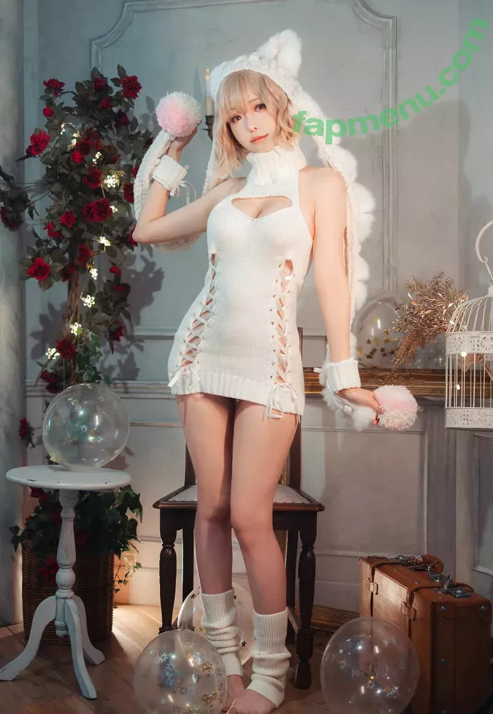 eeelyeee nude photo #0843 (Ely Cosplay / Ely_eee)