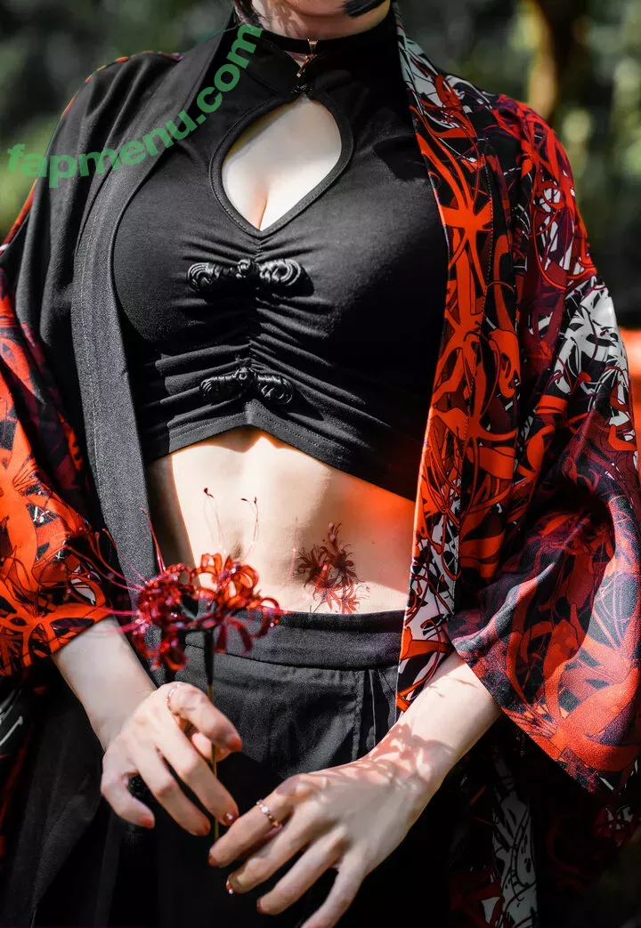 eeelyeee nude photo #1063 (Ely Cosplay / Ely_eee)