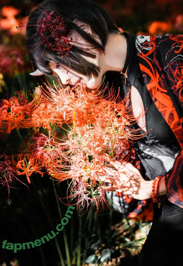 eeelyeee nude photo #1067 (Ely Cosplay / Ely_eee)