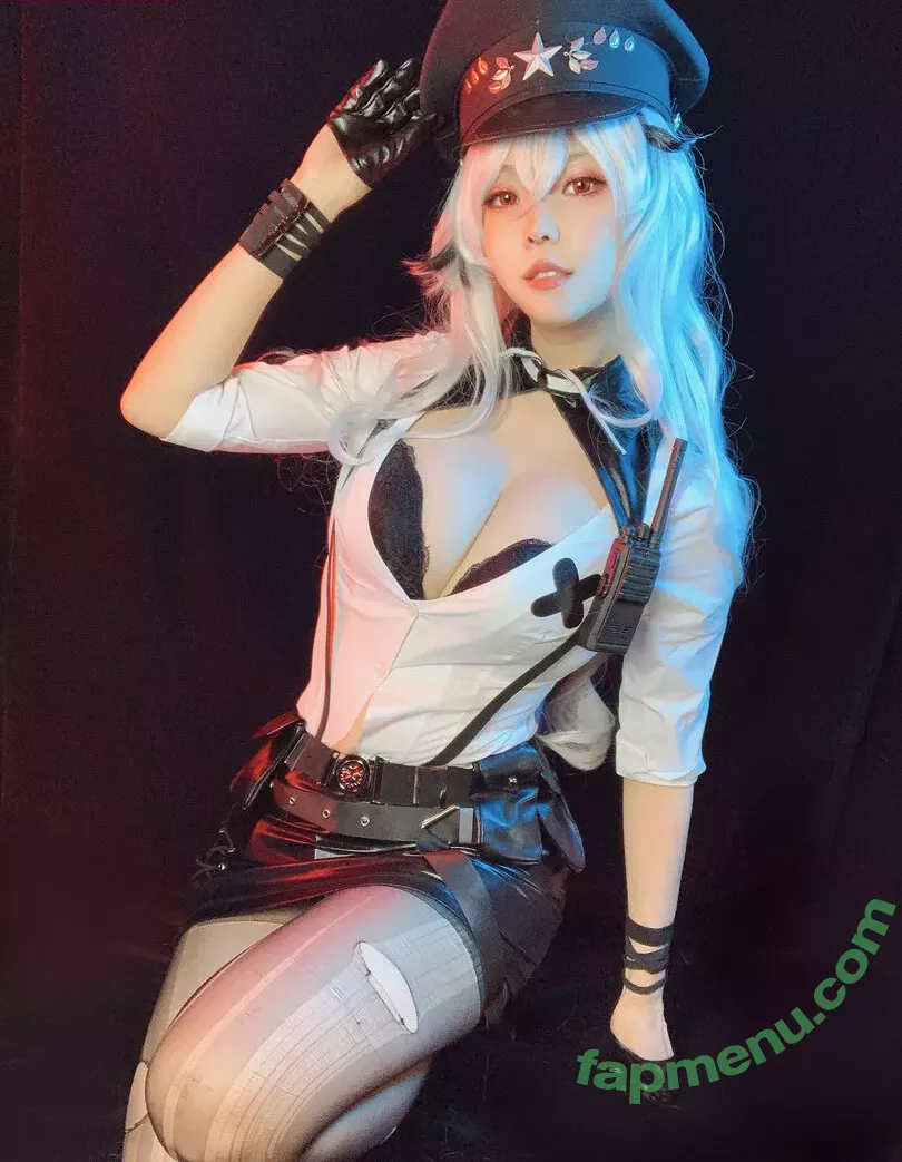 eeelyeee nude photo #1157 (Ely Cosplay / Ely_eee)