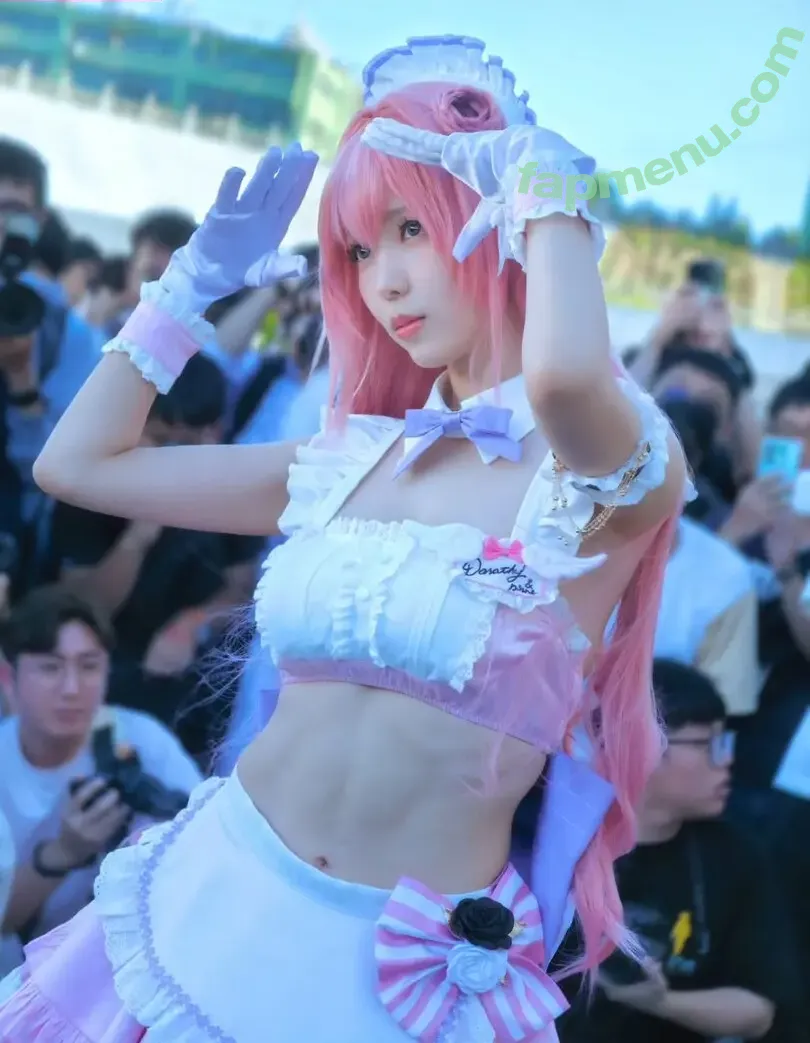 eeelyeee nude photo #1431 (Ely Cosplay / Ely_eee)