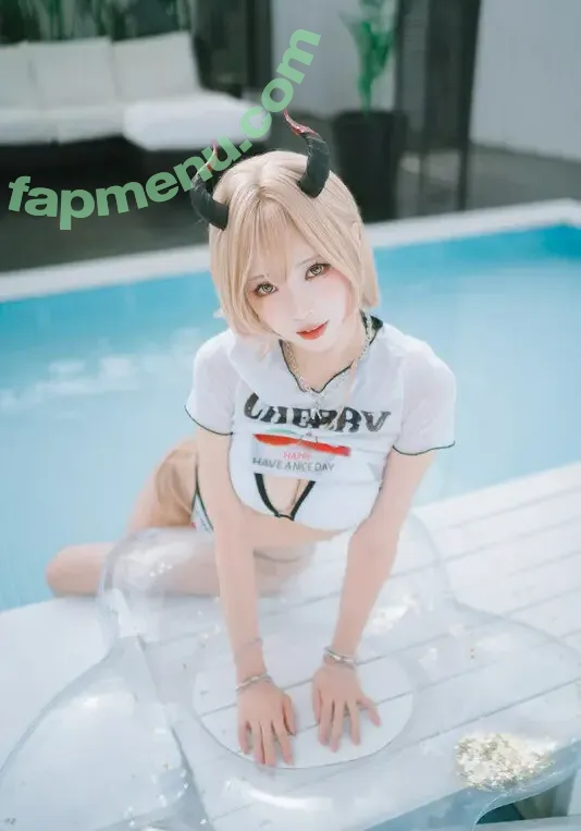 eeelyeee nude photo #1716 (Ely Cosplay / Ely_eee)