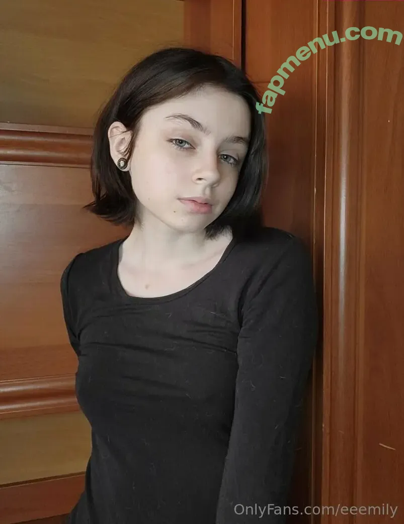 eeemily nude photo #0003 (eeemily.y)