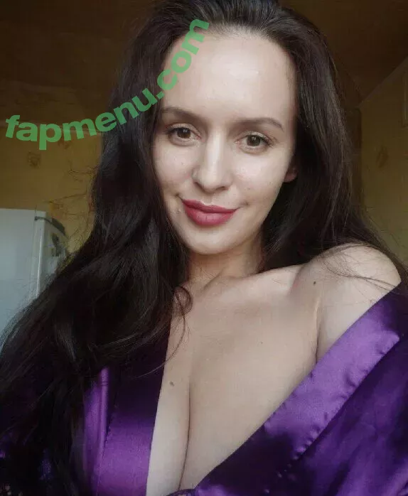 eeemilyyy nude photo #0021 (eeemilyyy)