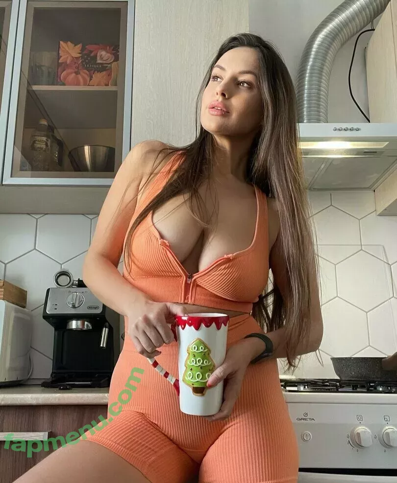 eeemilyyy nude photo #0025 (eeemilyyy)