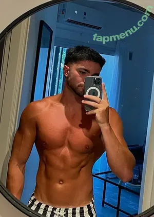 eeerik / erik nude photo #0021