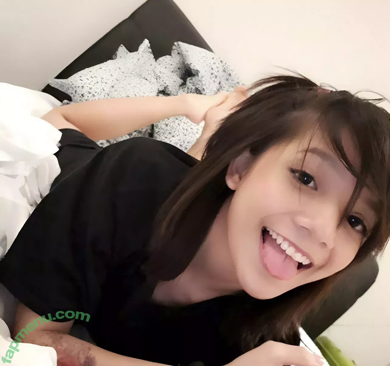 Eeeveenara nude photo #0209 (Eevee Enara / eeveenara)