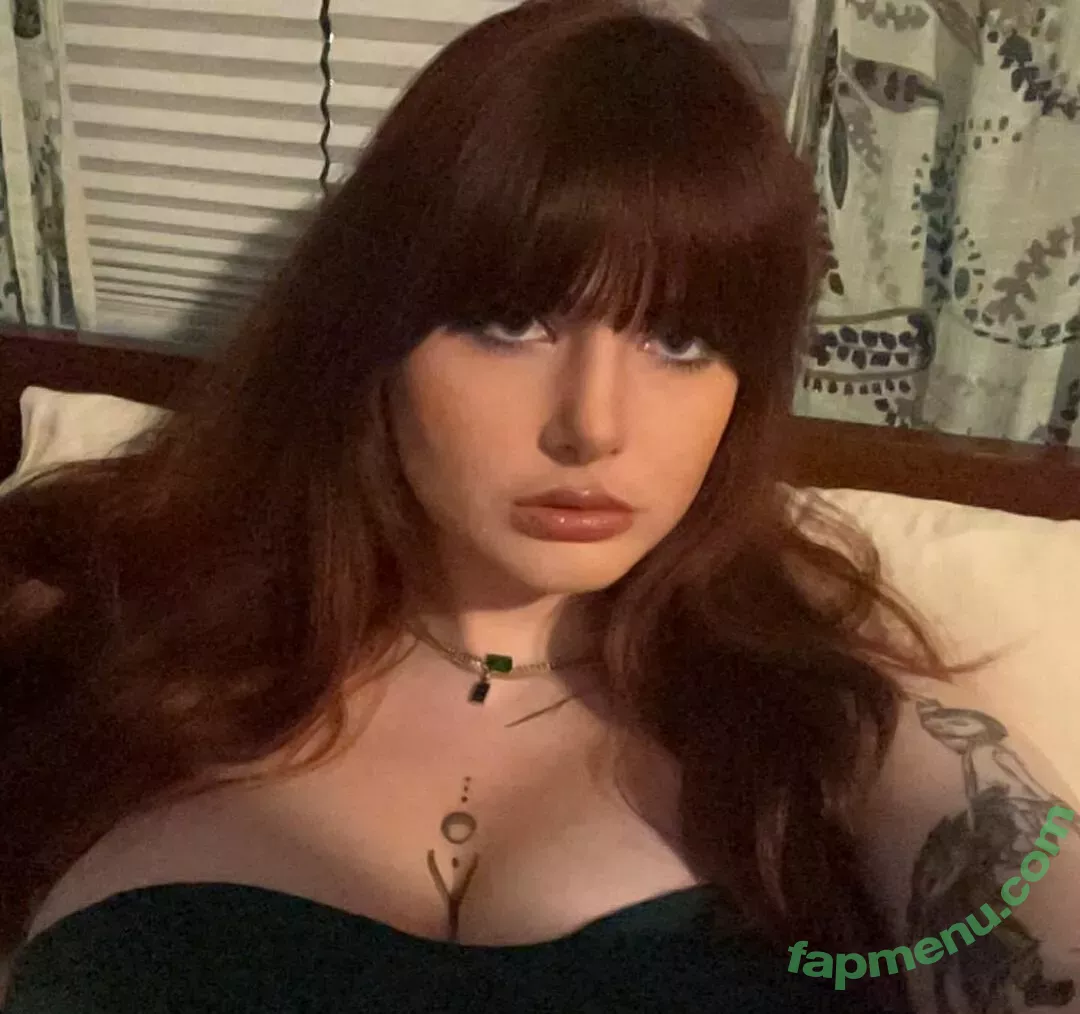 eekhat nude photo #0029 (blubberlardface)