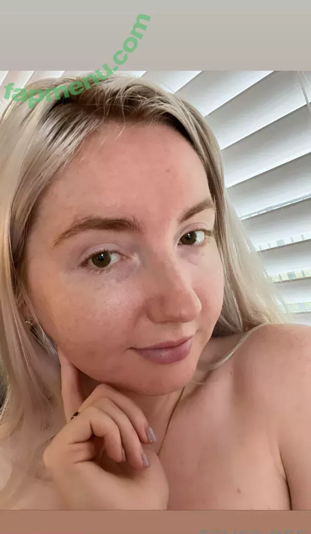 Eevee Bee nude photo #0518 (Eeveebeeshow / eevee_bee / eeveethebee)