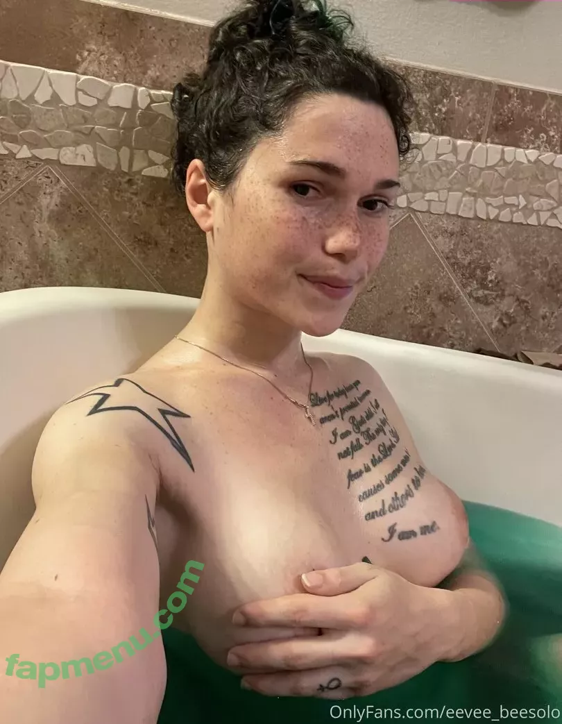 eeveebeevip nude photo #0017 (eeveebee)